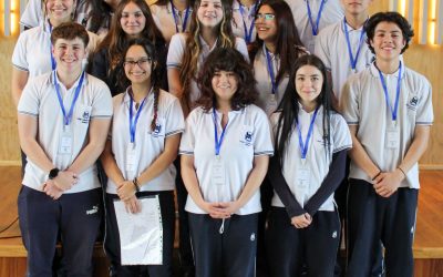 Unidos en solidaridad: jornada reflexiva fortalece vínculos entre generaciones de estudiantes